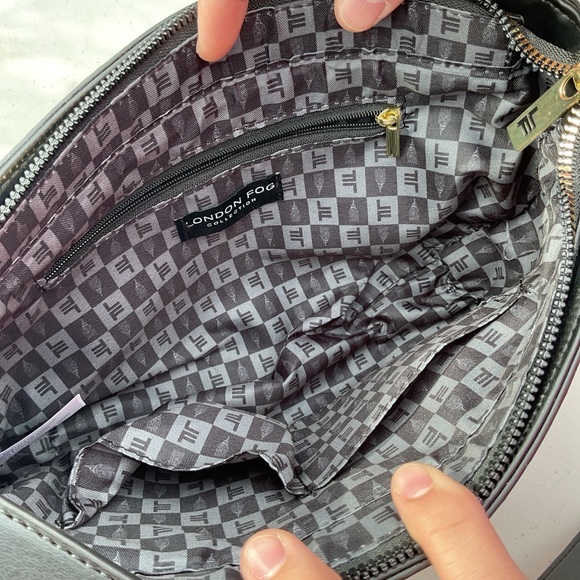 London Fog Gray Quilted Shoulder Bag - Picture 4 of 4